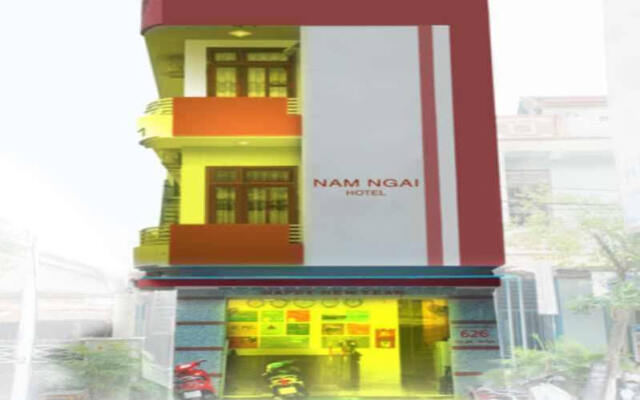 Nam Ngai Hotel Хойан вид на фасад