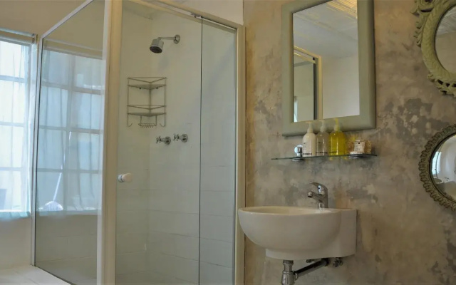 Ginnegaap Guest House