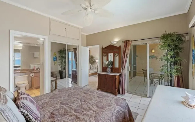 Menehune Shores, #609 2 Bedroom Condo