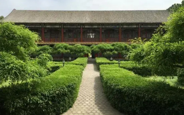 Tianjin Jingji Mountain Villa
