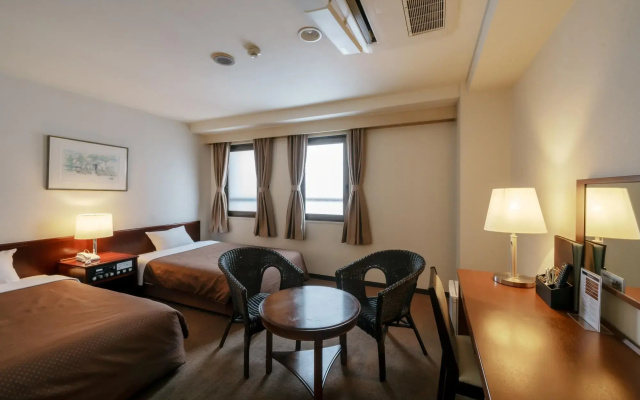 City Hotel Ando