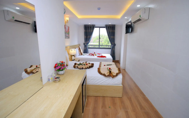 Hang Nga Hotel