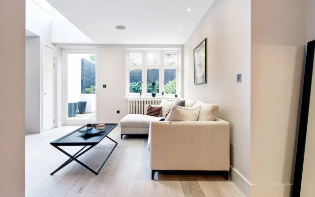 Homely And Chic 2 Bed Apartment
