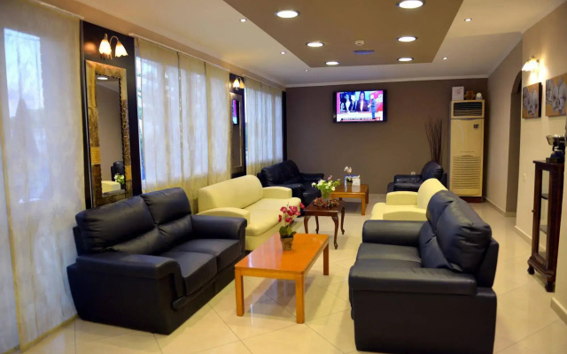Planos Beach Hotel