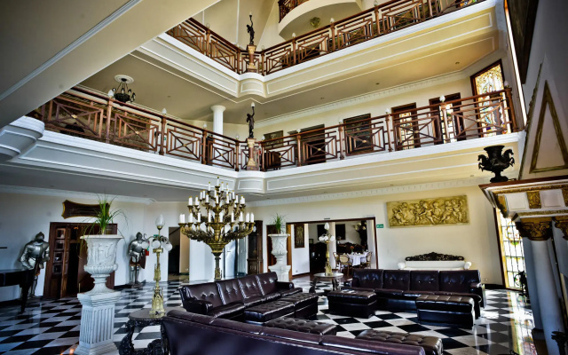 Castelo Nacional Inn