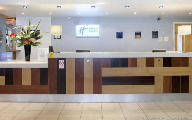 Holiday Inn Express London - Park Royal by IHG