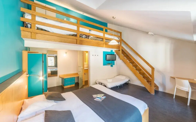 Hotel Val De Poix