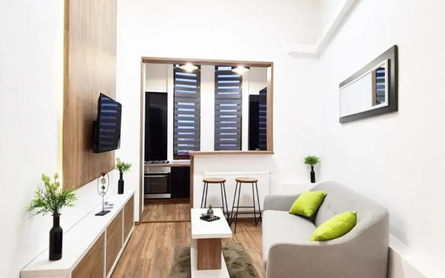 Picky Apartment