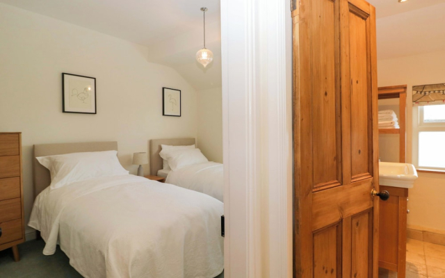 Tram Lane Cottage