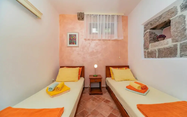 Apartments Bigovo Veljic