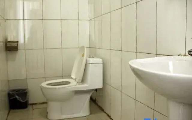 Yantai Jinyilai Hotel