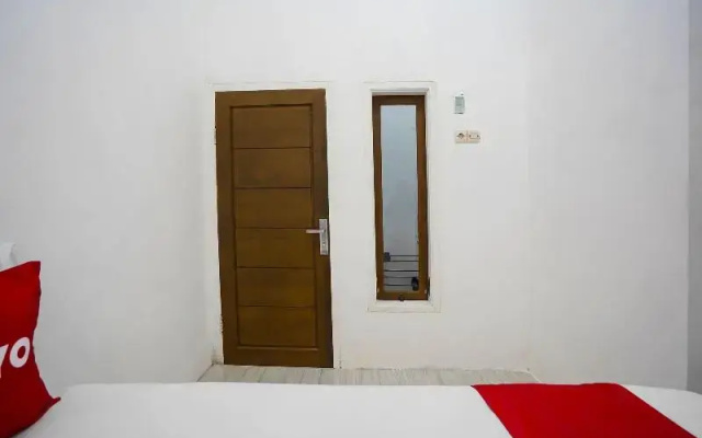 Oyo 91746 Kost Sedati Syariah