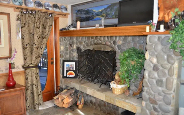 Where Eagles Fly Bed & Breakfast