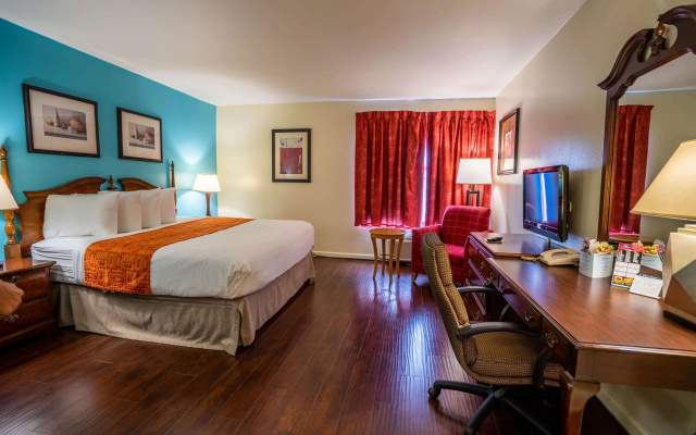 Howard Johnson by Wyndham Buena Park