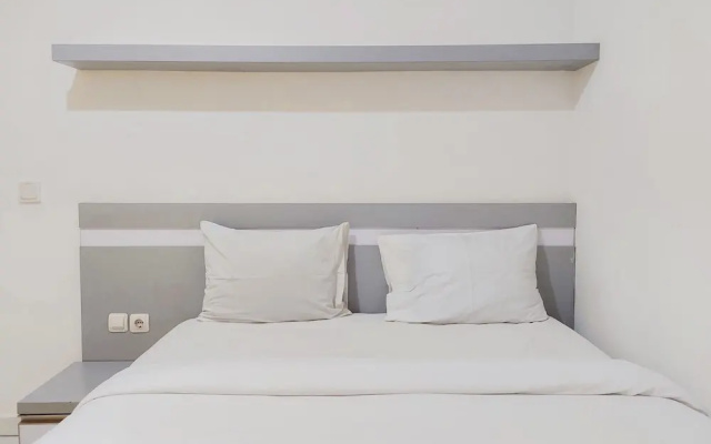 Homey Studio Apartment At Aeropolis Residence Near Soetta
