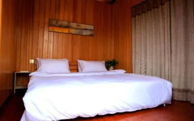 Sanshe House