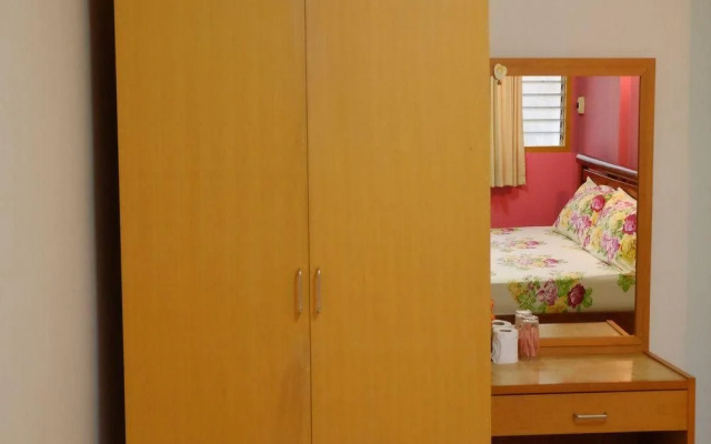 Lucky Guesthouse