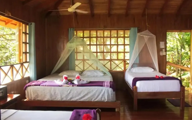 Bungalow Casa Bosque, With Balcony and sea View