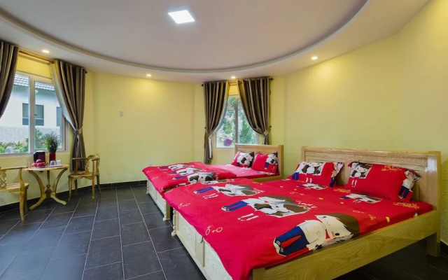 Green Bee Bungalow