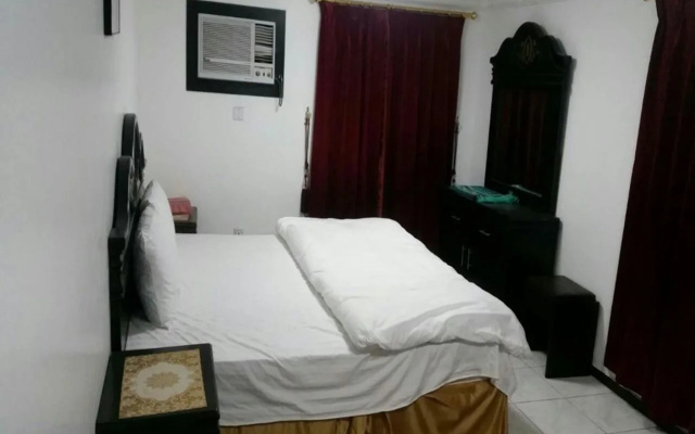 Al Eairy Furnished Apartments Jeddah 4