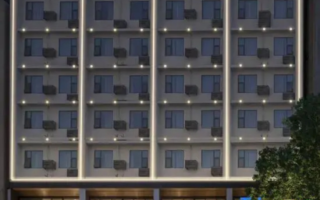 ECHIC Hotel（Yueyang Lou District Pedestrian Street Branch）