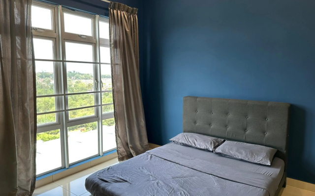 【Manhanttan Mount Austin】The Bubble Room - 6 pax