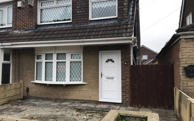 Stay In Liverpool Lytham House