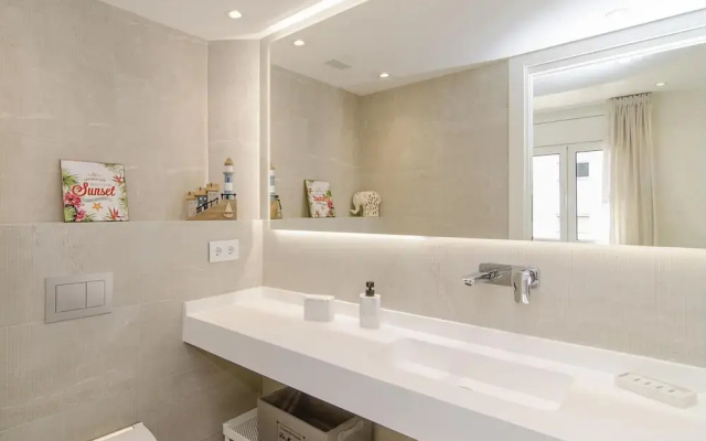 Sitges Spaces Oasis Suites