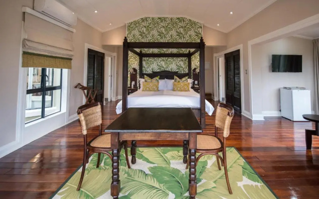The Royal Fischer Hotel