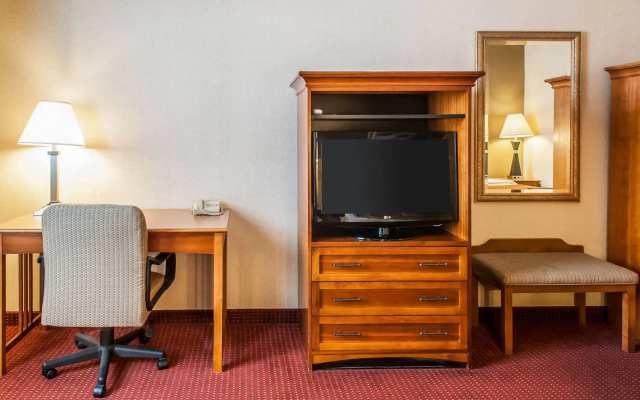 Comfort Inn & Suites