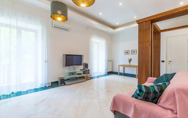 Gradoni - Comfortable flat by Napoliapartments