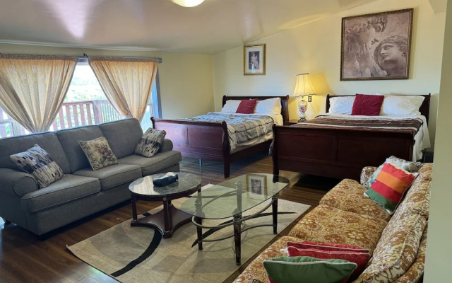 78 Montague