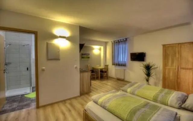 Pader Motel
