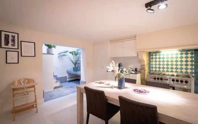 Saint Pauls Suite 1