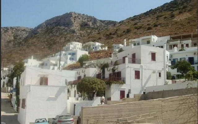 Dorothea Apartments