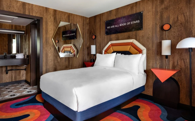 Americana Motor Hotel