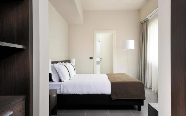 Inn Naples Airport