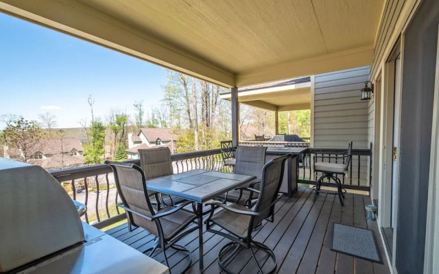 Alla Famiglia by Taylor Made Deep Creek