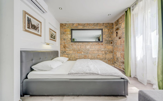 Split Suites - Center Rooms Olga i Petra