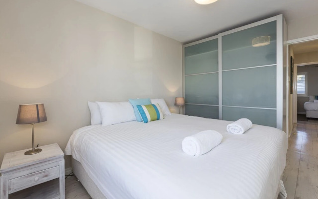 Cottesloe Azura Apartment