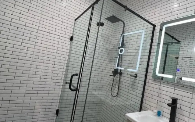 De Phantom Continental Hotel Lekki