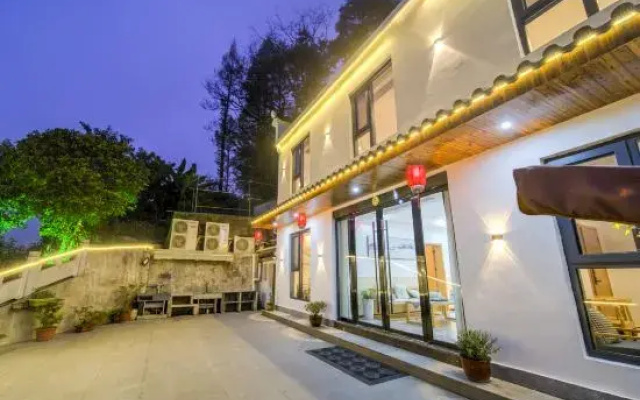 Jiuhuashan Huacheng Temple Binhua Homestay (Rohushen Hall Branch)