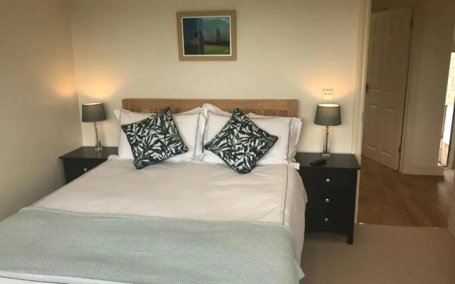 A secluded self contained Country Suite with a view