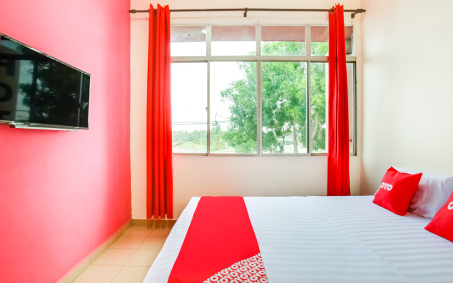 OYO 89656 Melati Hotel Nilai