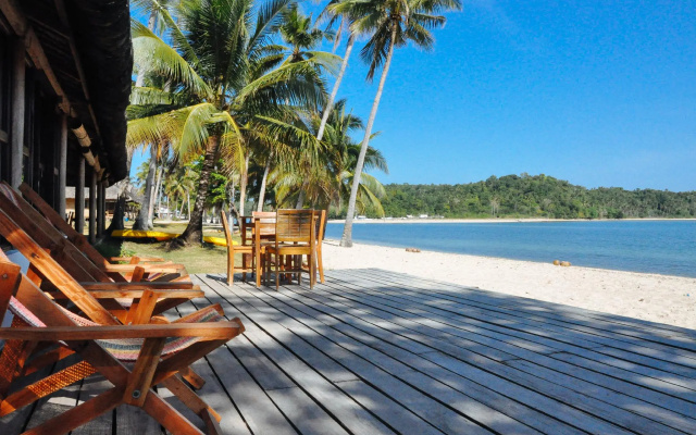 RedDoorz @ Ticao Island Resort Masbate