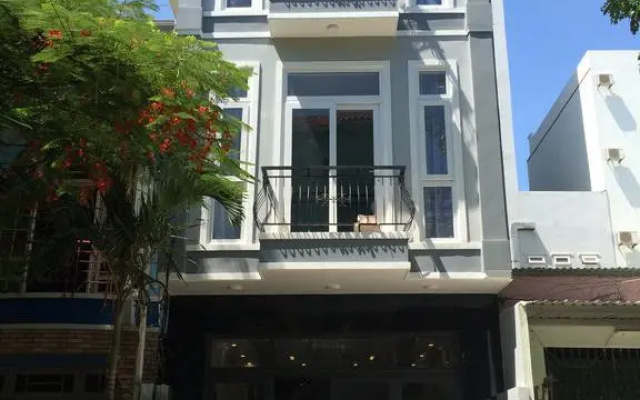 Kelly Apartment