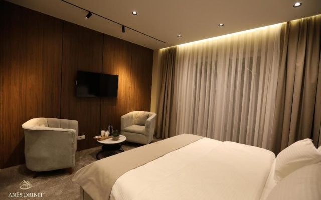 Resort Anës Drinit