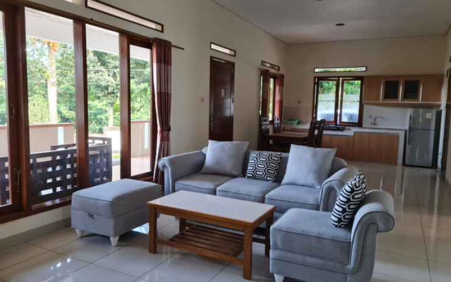 Villa Jabon Resort Pool Side
