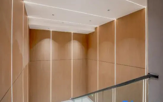 Home Inn Hotel (Shanghai Changhai Hospital Xiangyin Road Subway Station)