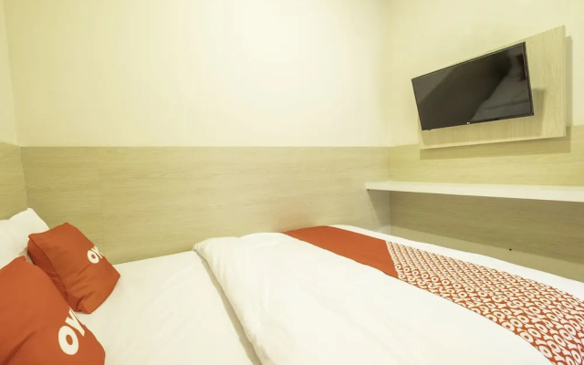 Hz Residence